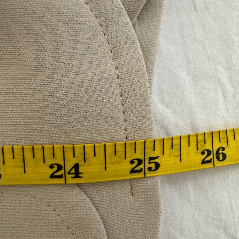 MaxMara Women's Light Tan Blazer - Picture 6 of 9